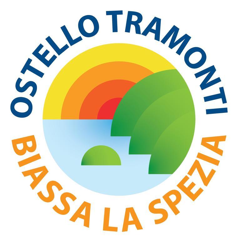 Ostello Tramonti Hostel Biassa ภายนอก รูปภาพ